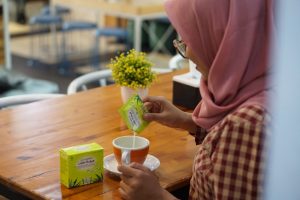azariatika.com herbadrink 2Blidah 2Bbuaya 2B6 300x200 - azariatika.com-herbadrink-2Blidah-2Bbuaya-2B6.JPG