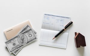 rawpixel 557125 unsplash 300x188 - azariatika_ilustrasi_investasi
