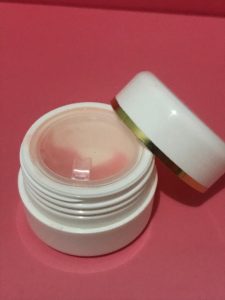 azariatika lip sleeping mask laneige skincare routine 225x300 - azariatika_lip_sleeping_mask_laneige_skincare_routine